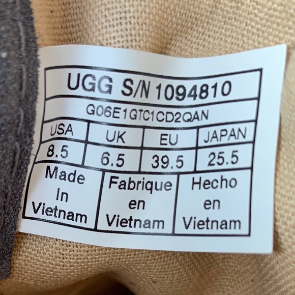 🆕 UGG Milo Sneakers.  NEW IN BOX - Picture 7 of 14